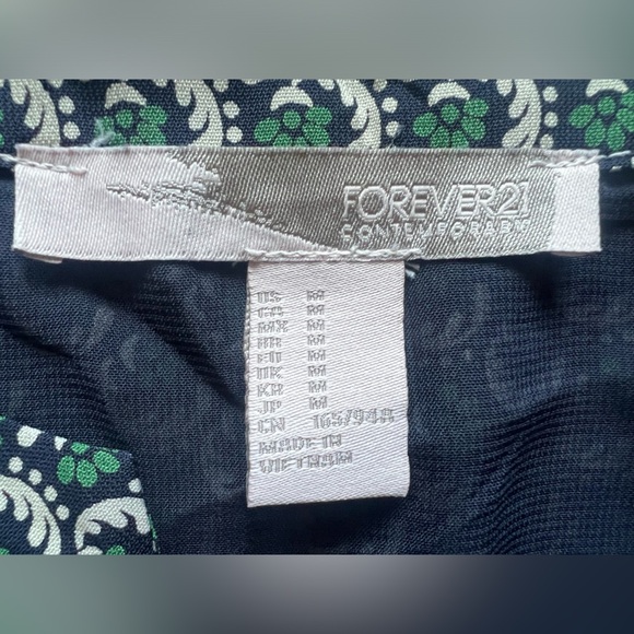 Forever 21 boho paisley printed long sleeve mini shift dress . Size M - Picture 11 of 12